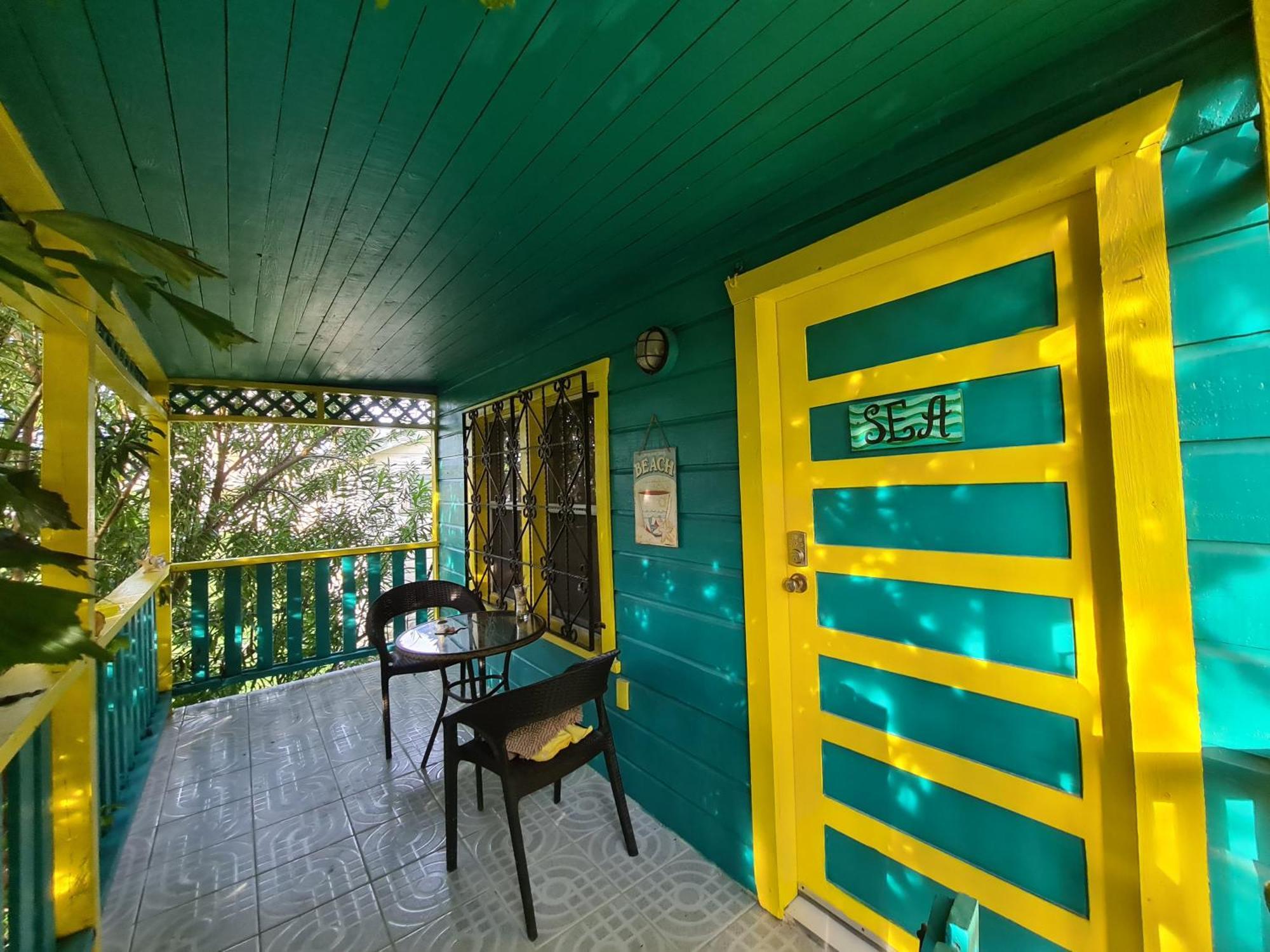 Yocamatsu Bed & Breakfast Caye Caulker Eksteriør bilde