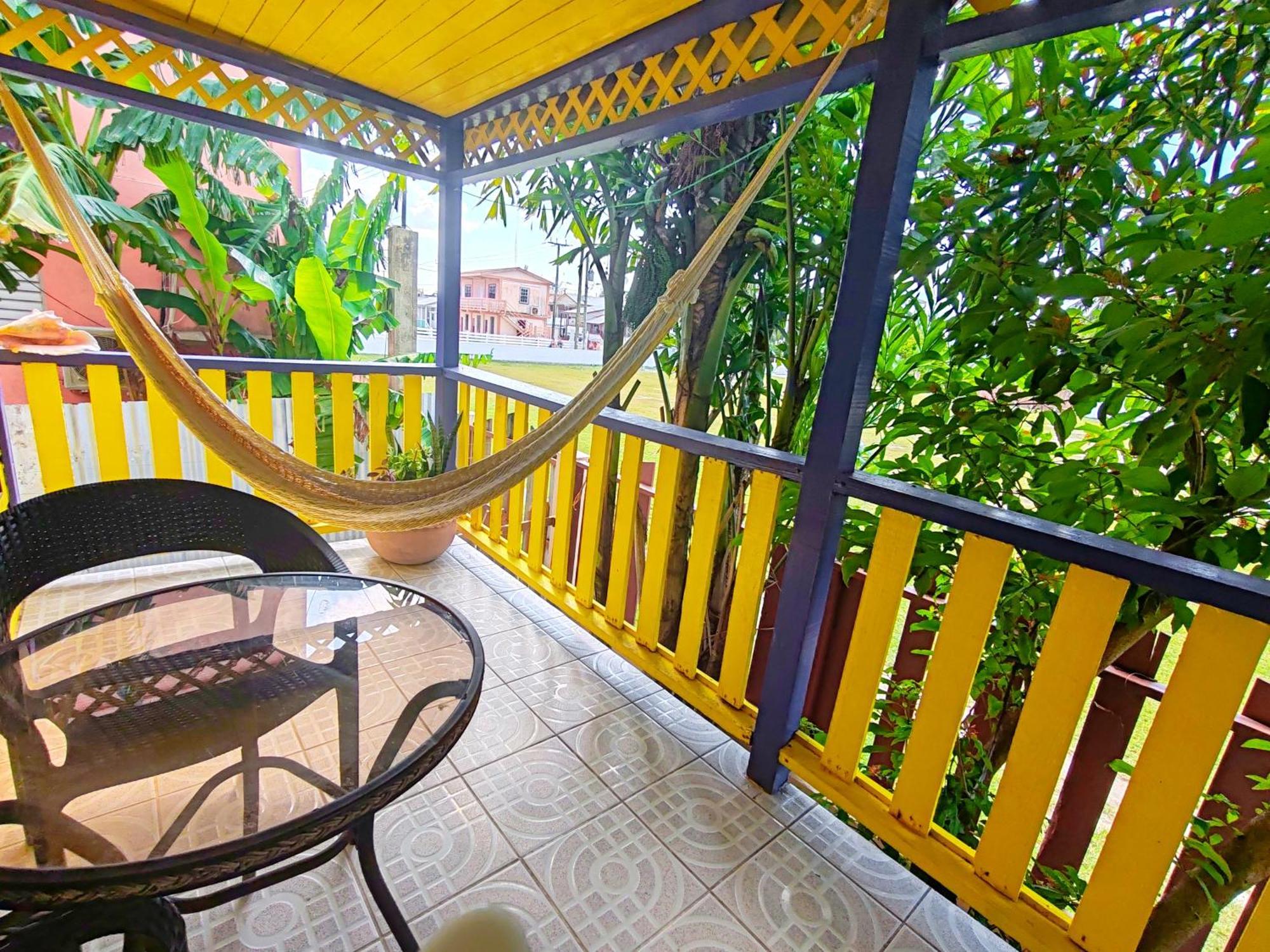 Yocamatsu Bed & Breakfast Caye Caulker Rom bilde