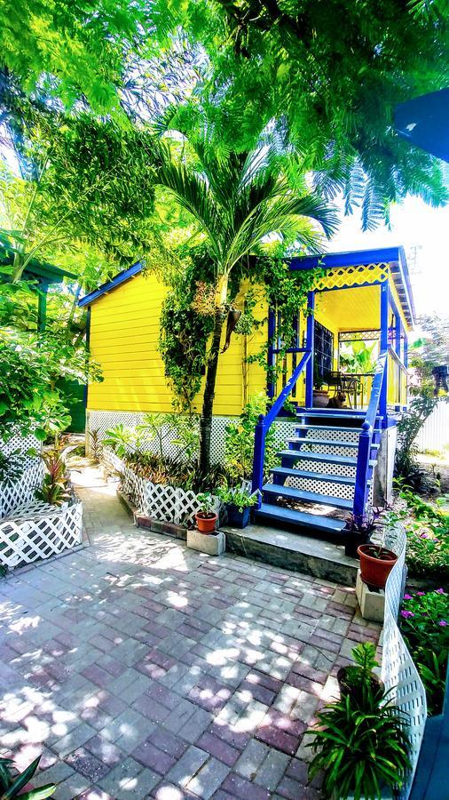 Yocamatsu Bed & Breakfast Caye Caulker Eksteriør bilde